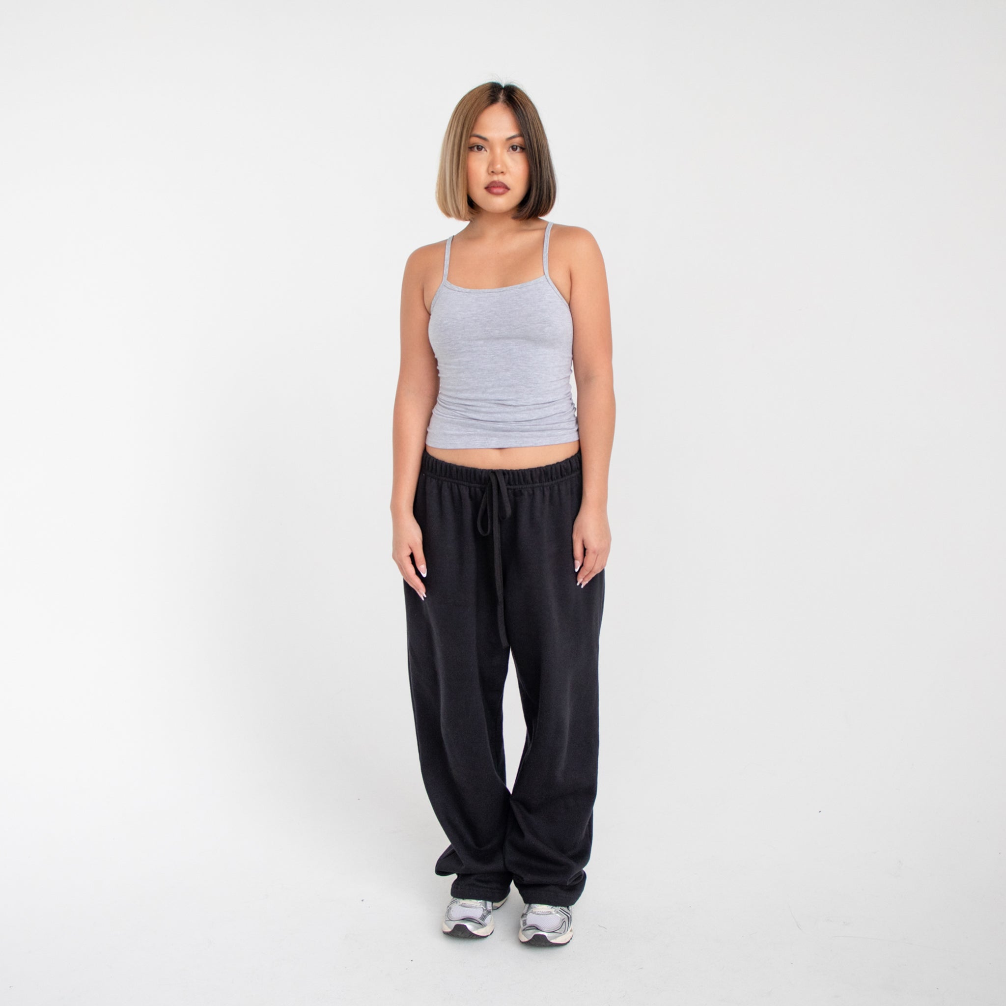 Cropped Tank Top — Basic Essential