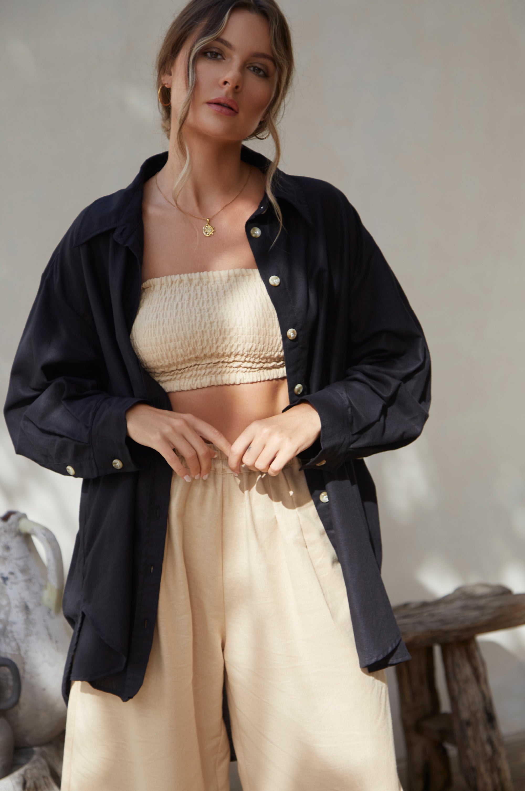 Oversized Leinenhemd — Zeitlose Weite